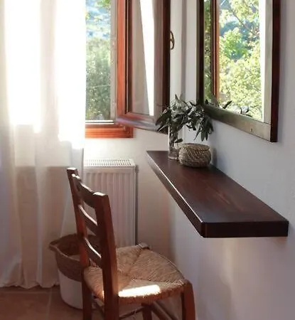 Apartment Kaia / 2 Skopelos Town